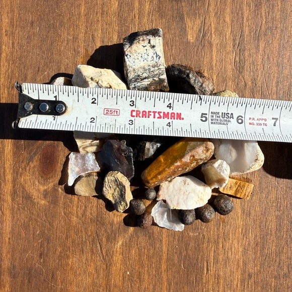 Assorted Natural Stones Collection - Picture 7 of 8